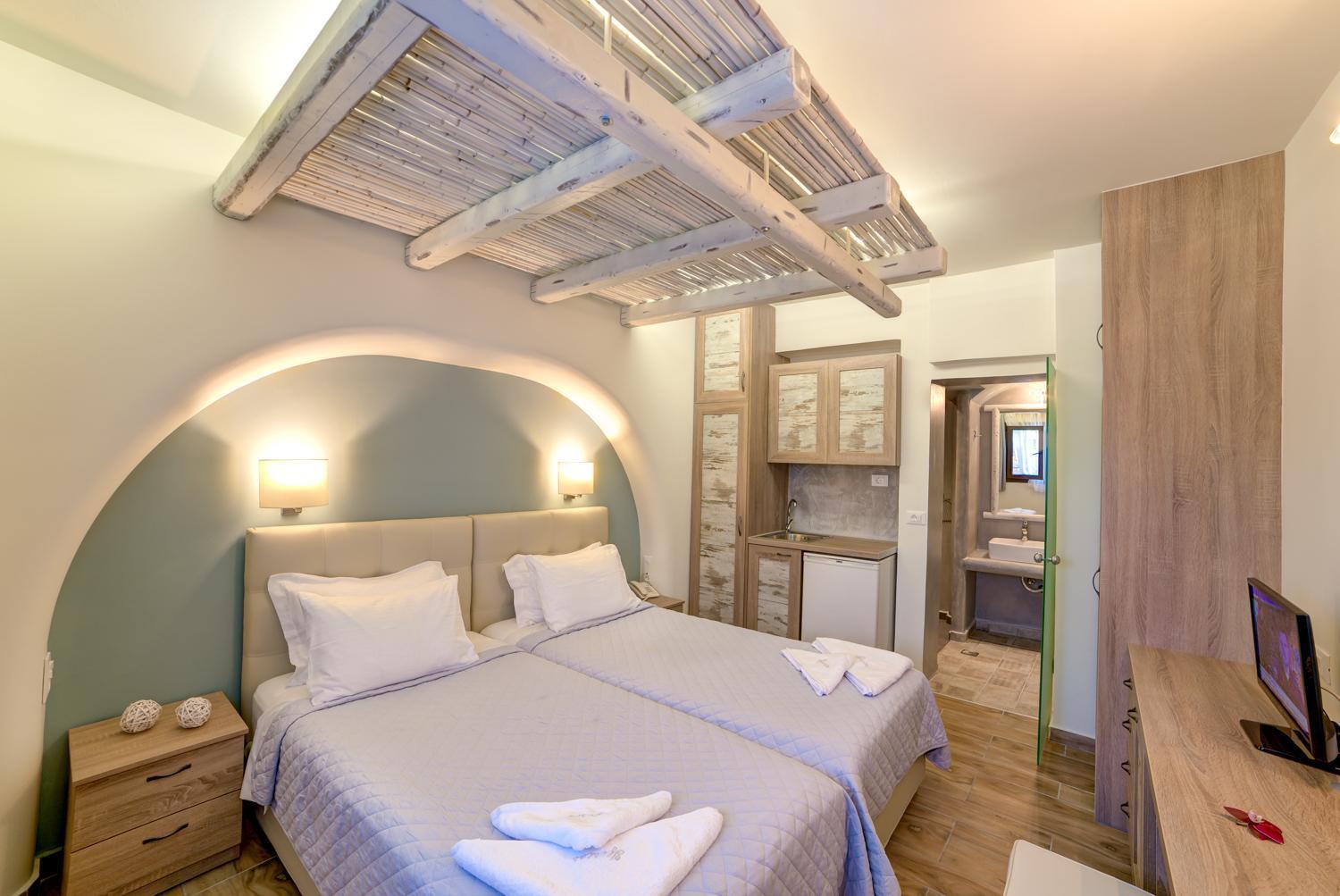 Ifestos Villa Fira  Bagian luar foto