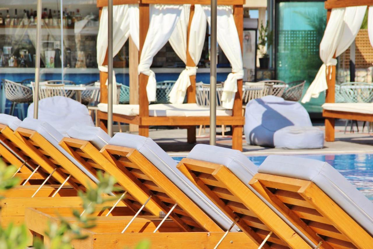 Ifestos Villa Fira  Bagian luar foto